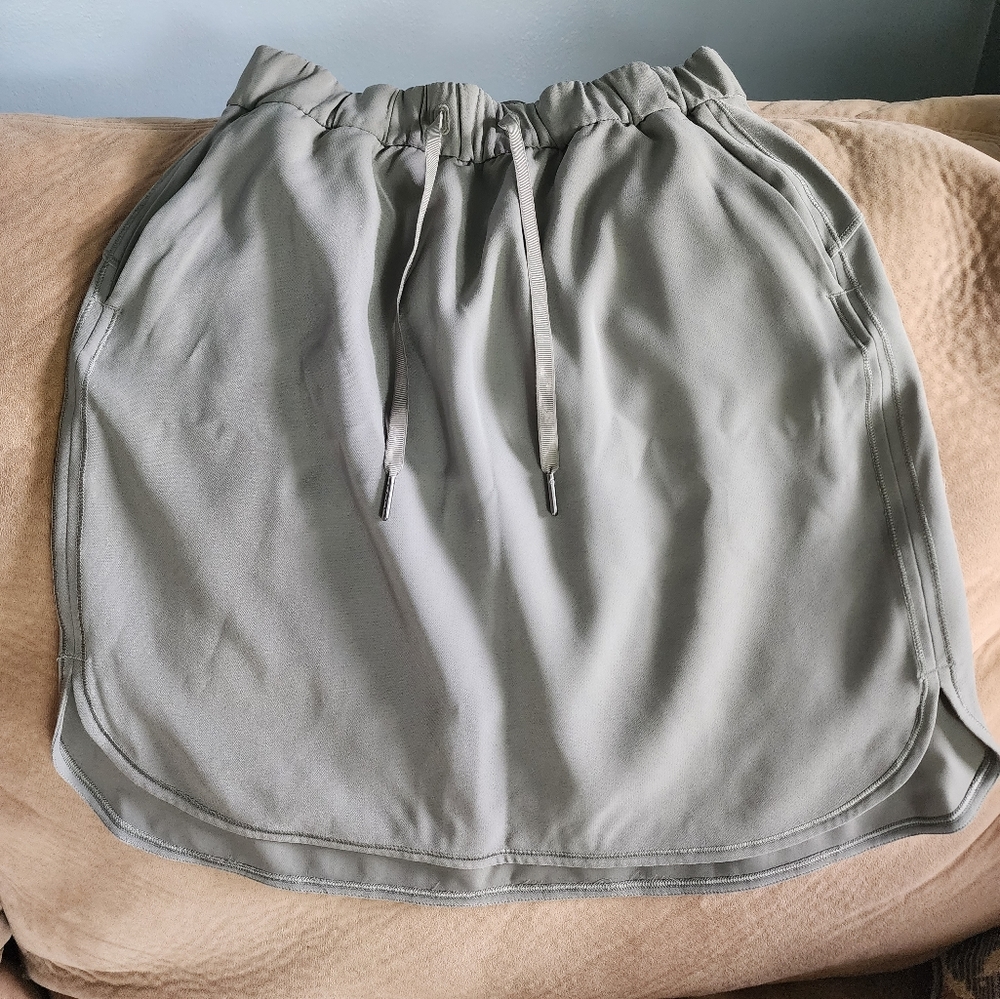 Lululemon skirt